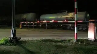 Talboty z kładki i cysterny z przejazdu