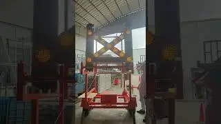 Waterproof Professional Remote Control Solar Flashing LED Sign Reflective Trailer Amount Arrow Board