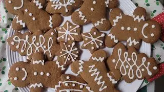 Easy Gingerbread Cookies