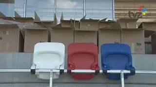 Montaż krzesełek na stadionie Górnika Zabrze