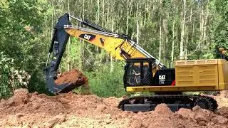 1:15 RC CAT 374F Demolition arm excavation