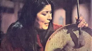 Audio vintage, Mercedes Sosa on KEF, SAE, GAS & ADCOM. R. Cooke, L. Fincham X J. Bongiorno. 