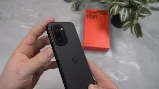 🔥 OnePlus 15R Review; Primul telefon cu Snapdragon 8 Gen5 și 🔋 baterie uriașă de 7400 mAh