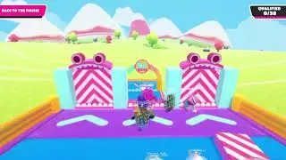 THIS GAME GIVES ME ANXIETY!!! - My Girlfriend And I Play... - Fall Guys: Ultimate Knockout