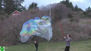 giant bubbles in my backyard 720p