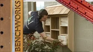 building an insect hotel/shop sign p2