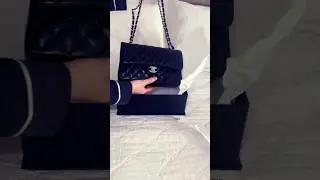 Unboxing Chanel Classic Double Flap Bag #chanel#bag#luxury#unboxing