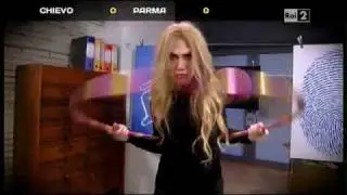 virginia raffaele parodia roberta bruzzone - maestre di belzebù