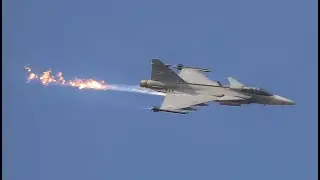 HUNGARIAN GRIPEN DEMO WITH AMAZING DUMP AND BURN - 4K