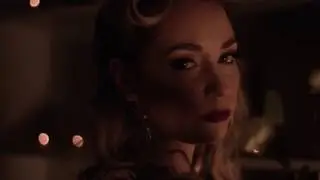 Sydney A Maler turns into a pinup model.