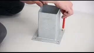 Comment fixer une applique pour pilier de cl&ocirc;ture ?