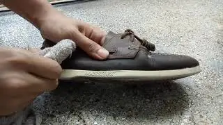 Shoe cleaning | outsole brushing | docksides