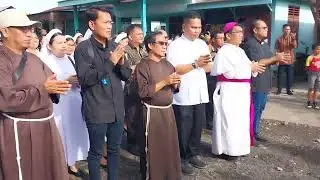 Tarian penyambutan Bapak Uskup , keuskupan Sibolga. Mgr. Fransiskus Sinaga