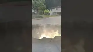 Sinkhole forms at Complex! #trending #viral #Dangerous #Hole #road