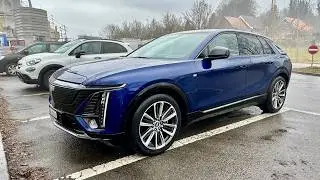 2025 Cadillac LYRIQ all features and functions explained | Luxury EV SUV Car Review