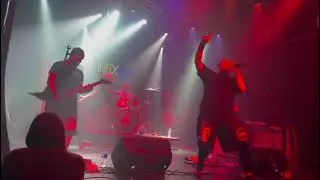 Unreal (ill ni&ntilde;o cover) - los infex (en vivo Zadar)