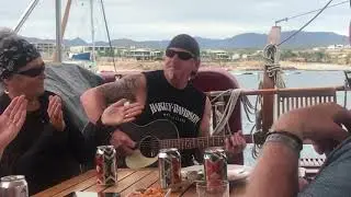 Bob &ldquo;Eddy&rdquo; Windsor playing some pretty Woman in Cabo