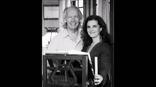 Claude Corbeil & Maureen O'Flynn sing 