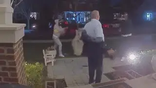 Doorbell camera captures couple being robbed outside Glenview home - WGN News at 10