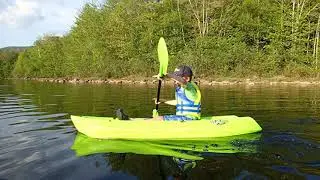 Lifetime Youth Wave Kayak with Paddle, 6 Feet, Green review