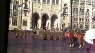 Budapest 2011.m&aacute;rcius 15. Kossuth t&eacute;r z&aacute;szl&oacute;felvon&aacute;s