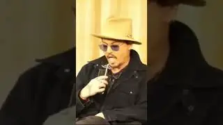 Johnny Depp's problem with drinking juice 😅😂 #shorts #johnnydepp #depp #lol #memes