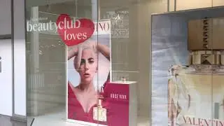 What is the status of the Exchange Shopping Mall in Ilford, Lockdown, UK.