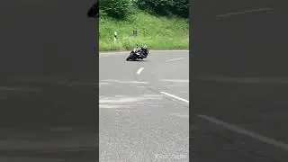 Como fazer curvas de moto