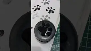 Cute Paw Print Stamp From Trash?! 😱 #diy #support