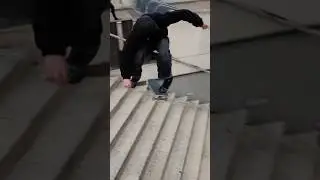 hardflip late flip battle 10 stair!🖤