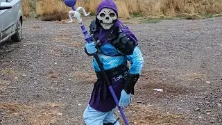 Becoming Skeletor part1 ( the Havoc Staff build )