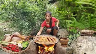 Duck curry with Vegetable nature So delicious food for dinner - Survival cooking in forest