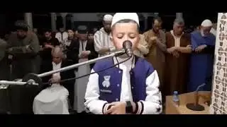 الشبل الصغير قصي بدري يصلي التراويح بالمصلين بمسجد  أنس بن مالك بتبسة حفظه الله