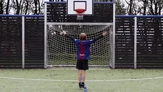 FODBOLD TRICKSHOTS!!!!!