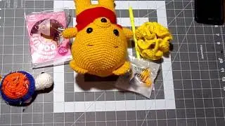 Packing Crochet pooh bear (without text) late christmas order I finished before Christamas eve!Yay!!