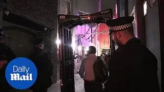 Metropolitan police set-up 'knife arch' operation in central London
