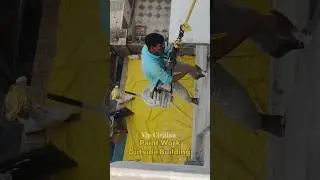 😱🙆Workers paint the outside of a building in India: Risky Work#art #risk #shorts #short #vipcivilian