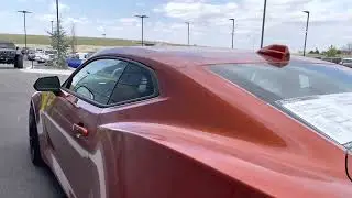 Ярко-оранжевый 2SS 1LE Camaro 2022 года