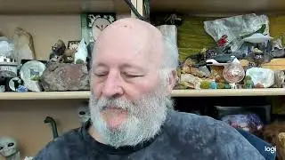 На прощание: Оригинальные мистер и миссис Санта-Клаус (Клауссены) живы и сегодня.