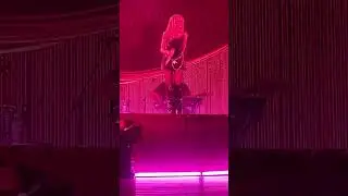 Sabrina Carpenter - feather - Live in Las Vegas April 22nd, 2023
