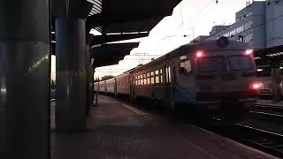 Обзор электропоезда ЭР2т 7112