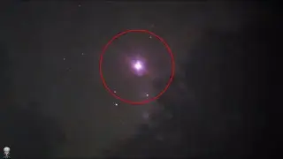 Huge Ohio UFO Sighting Flying in the sky over Ohio United States! Must Watch!