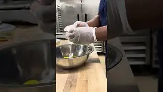 Making banana pudding cake from scratch #pastrychef #bananapudding #bananapuddingcake