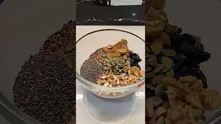 Oatmeal premix preparation...#weightlossdiet #chandinibeingwomen #food