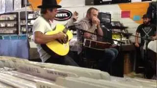 Donavon Frankenreiter at Streetlight Records in Santa Cruz, CA on Thursday, June 7, 2012 at 5pm