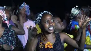 Minister Dare Ministering at Atmosphere Of Intense Worship with Dynamic Worshipper