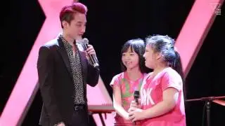 Sơn Tùng M-TP Hát Chay ECNHQ và Buông Đôi Tay Nhau Ra Cùng 2 Em Nhỏ Học Lớp 4 | WeTalk 10/1/2016