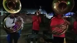 LA BANDA DE ALPOYECANCINGO TOCANDO SUS MEJORES TEMAS EN SAN MIGUEL TLALTEPEXI PUEBLA