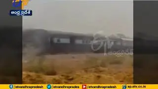 Watch | Udaipur Intercity Express catches fire