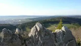 Vue depuis les hauteurs de la montagne Le Larmont